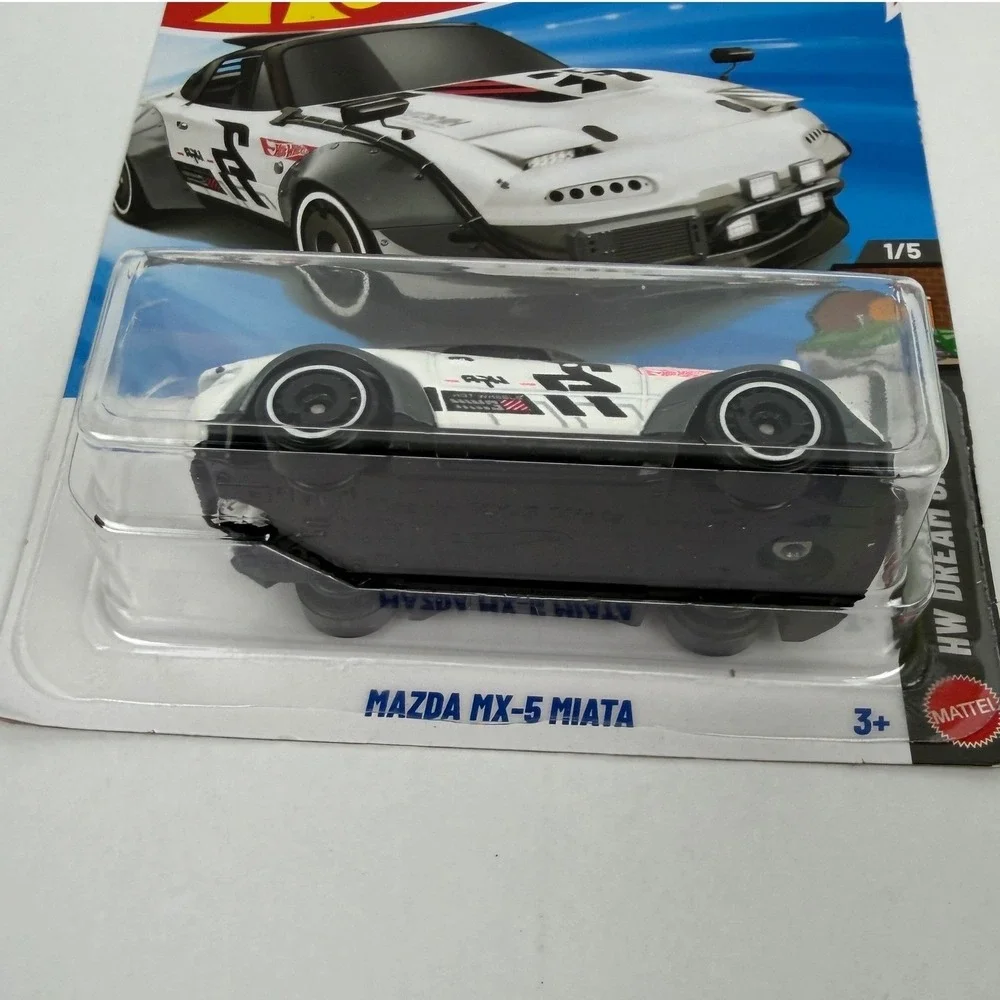 Hot Wheels Mazda MX-5 Miata White HW Dream Garage 2025 1/5 JJJ02 JDM Tuner‎